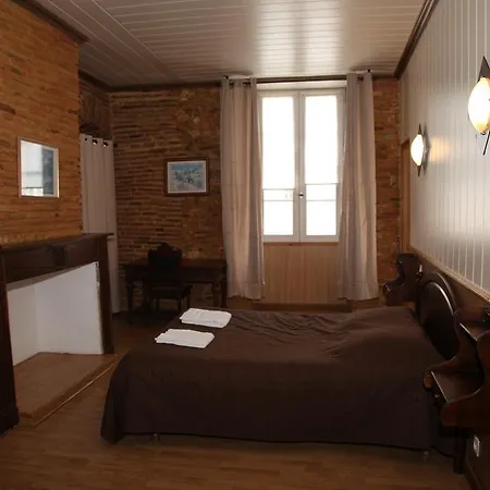 Guest house Cafe De France Eauze