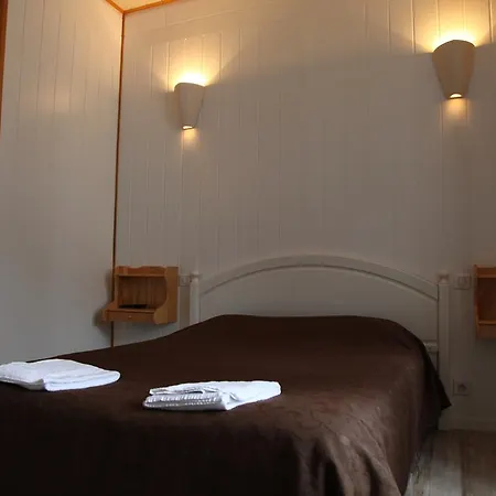 Cafe De France Guest house